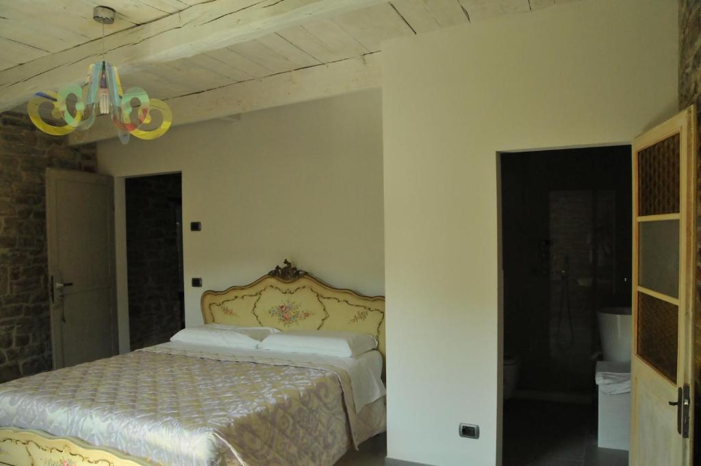 La Locanda Della Campanara Santa Sofia Rum bild